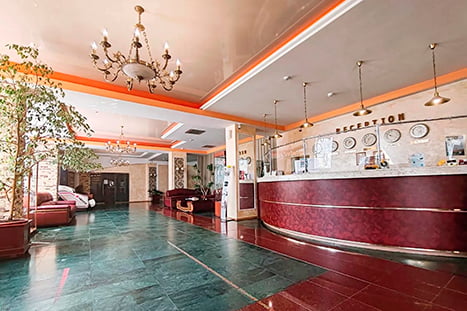 холл гостиницы