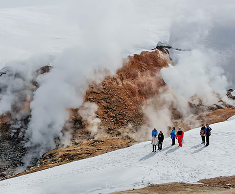 На майские праздники