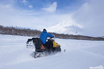 по белоснежной пустые в горы