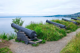 пушки на Авачинскую бухту