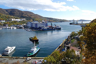 стоянка катеров вид с Никольской сопки