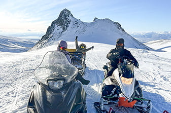 гора Верблюд между вулканами